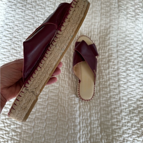 NWOT Act. Burgundy Leather Sandals - Picture 3 of 5